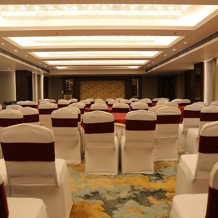 Pride Biznotel Haldwani Exterior photo