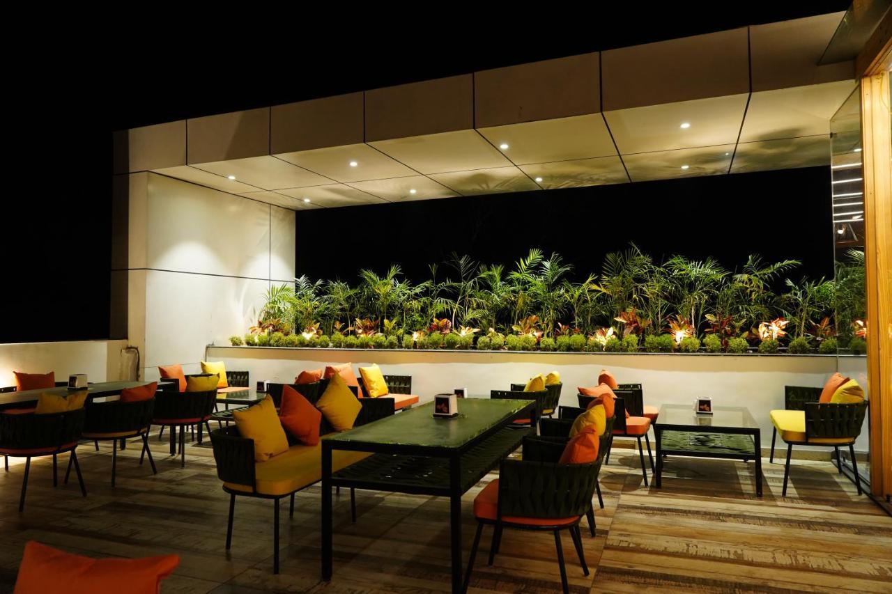 Pride Biznotel Haldwani Exterior photo