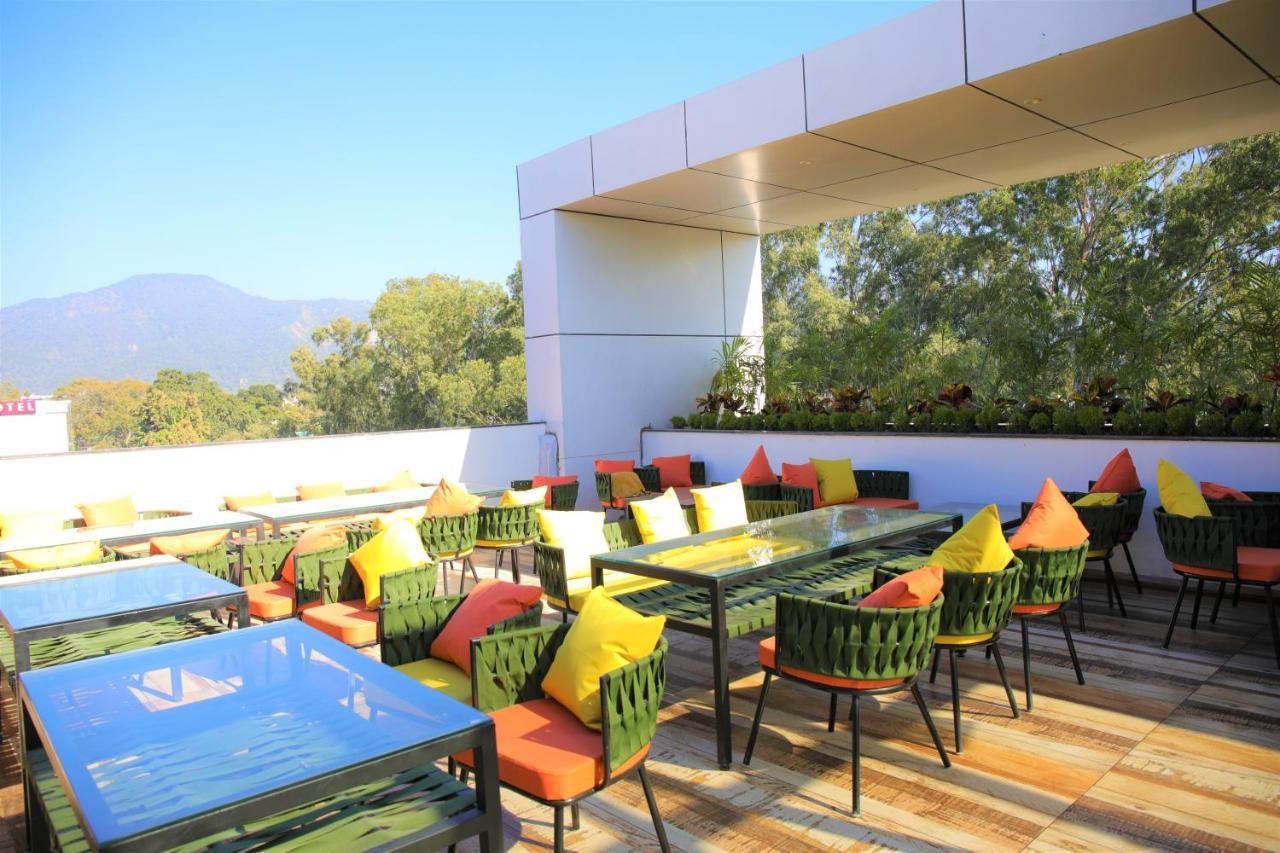 Pride Biznotel Haldwani Exterior photo
